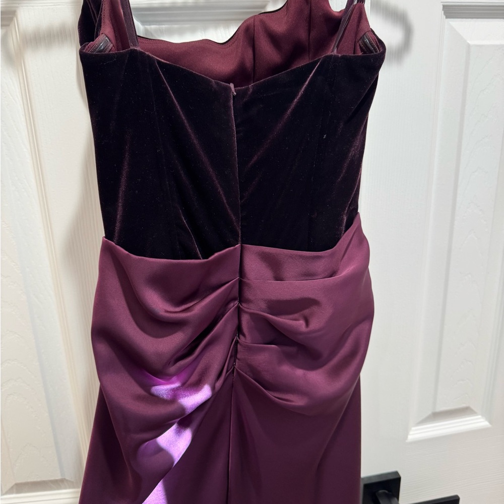 Betsy & Adam Strapless Purple Dress - Picture 7 of 10